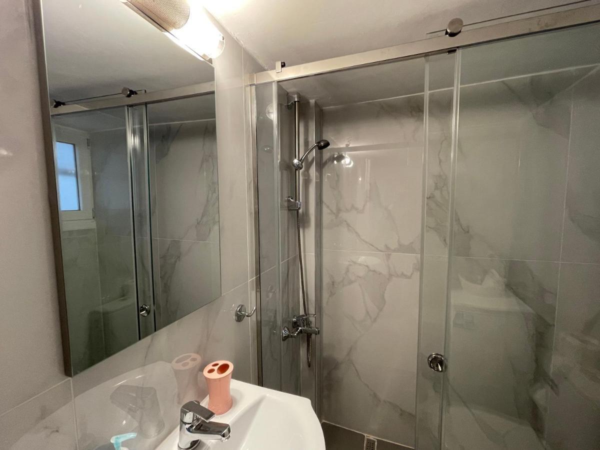 Cosy Apartment In Glyfada Center أثينا المظهر الخارجي الصورة